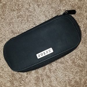 Guess case